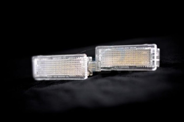 LED осветление за номер BMW Е90